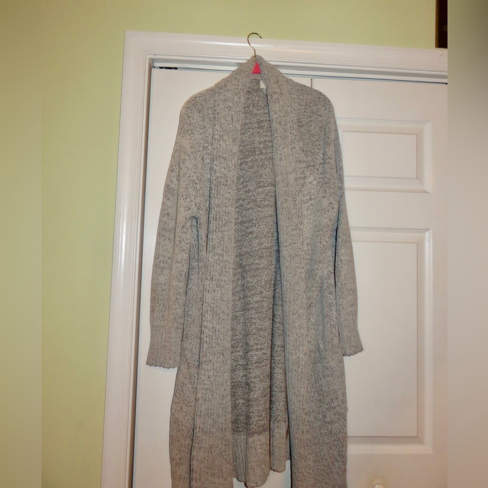 A new day gray/black long, cozy oversized cardigan